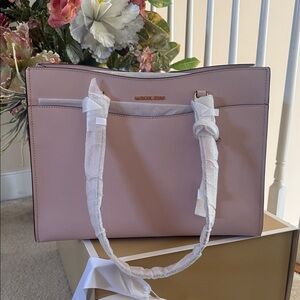 Michael Kors Large Tote Jet set travel Brand New Authentic 15x11